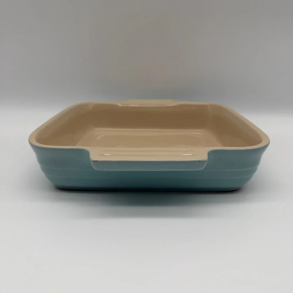 Le Creuset Stoneware 9x9 Square Baking Casserole Dish w/ Handles Sky Blue 18-27